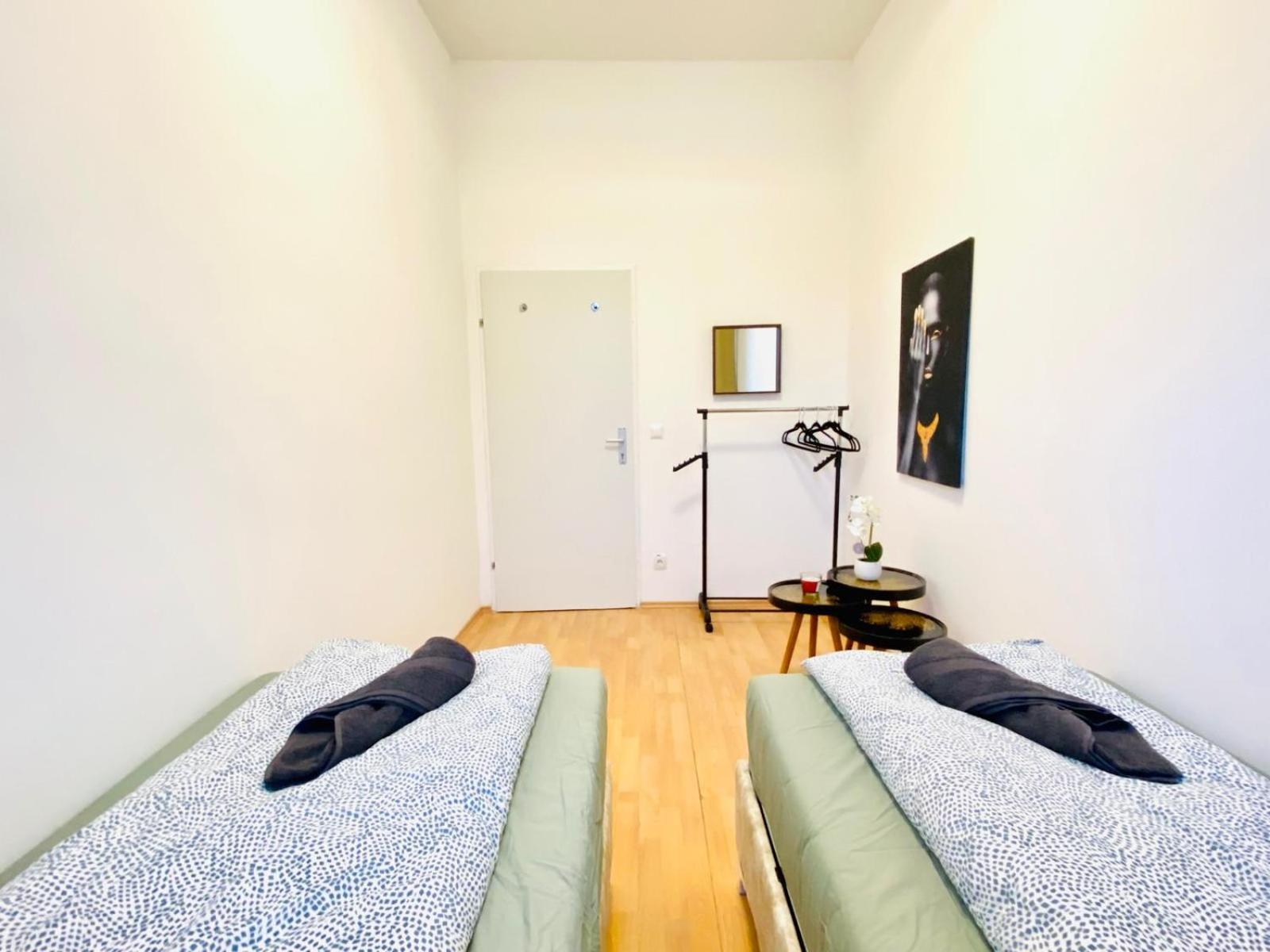 Bright 5Br Shared Apartment W Great Transport Link Bécs Kültér fotó