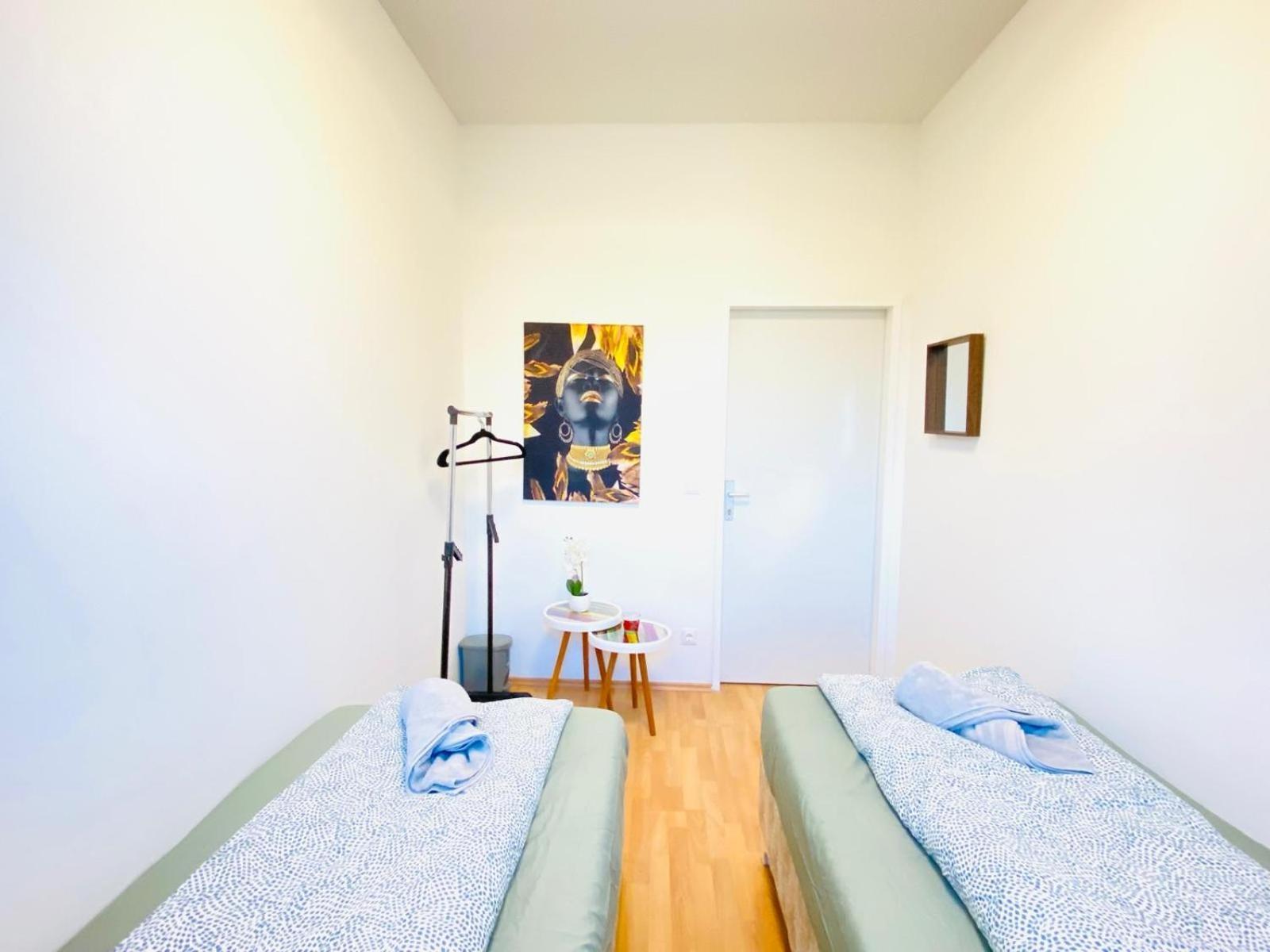 Bright 5Br Shared Apartment W Great Transport Link Bécs Kültér fotó